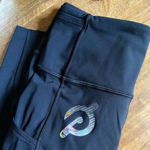 Peloton/Lululemon leggings (capris) with side pockets